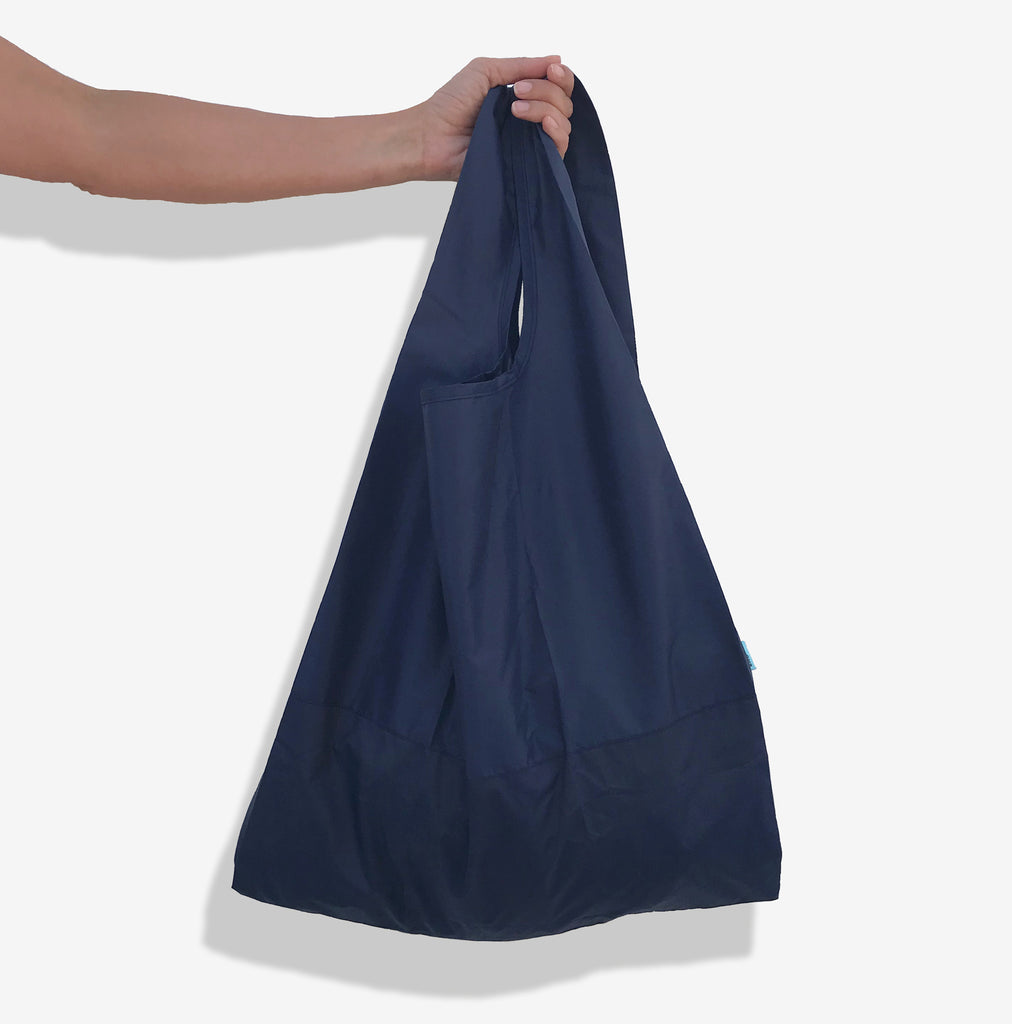Econyl navy blue foldable sustainable tote bag